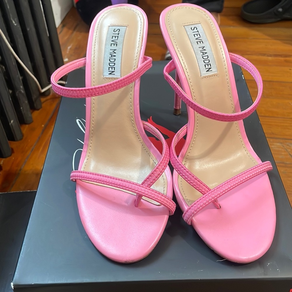 Steve Madden shoes pink Strappy heels Size 7